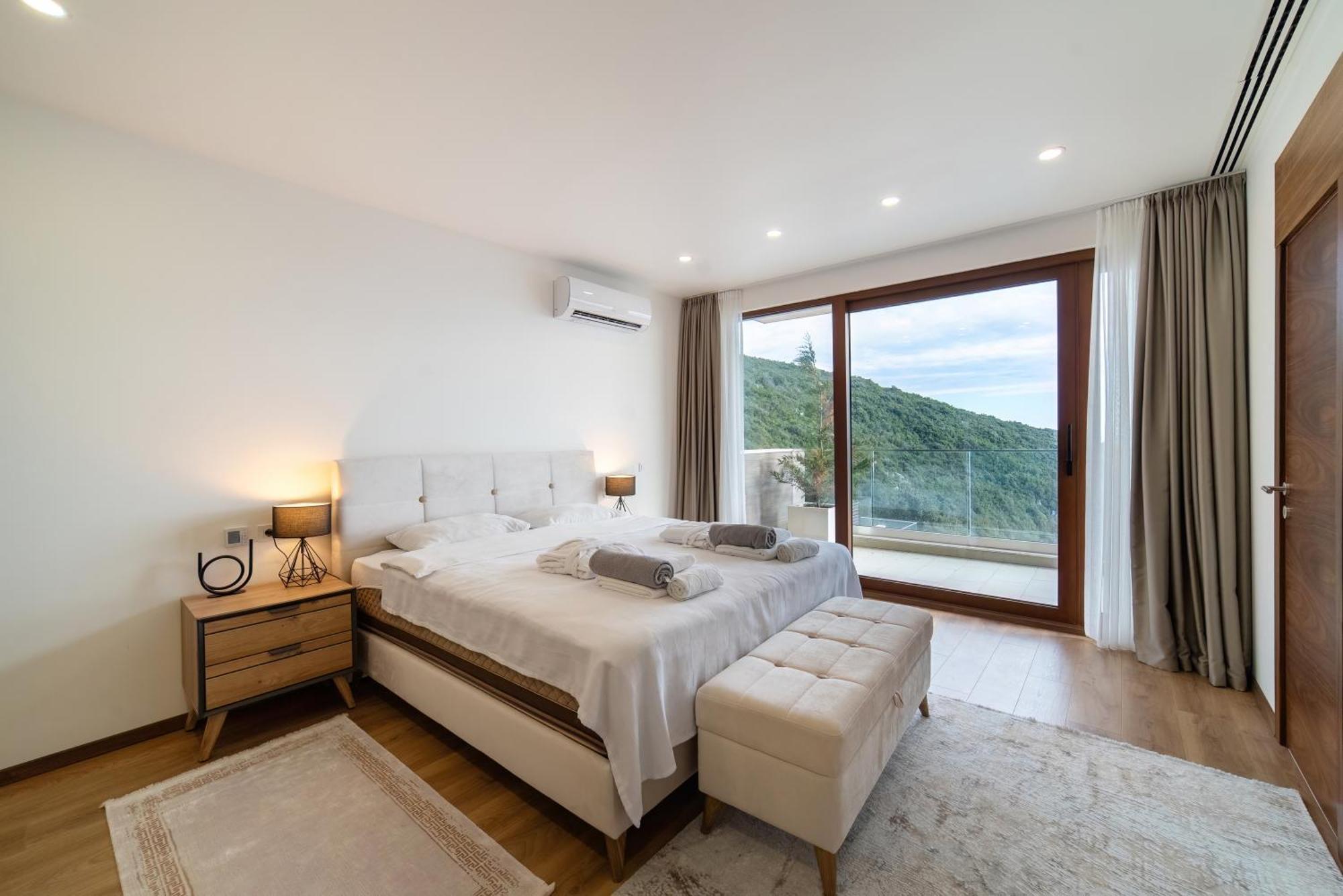 Cape Montenegro * Kotor Regione